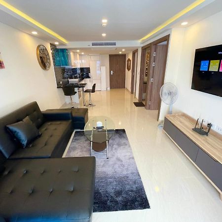Large Luxury, Pool View, Grand Avenue, Pattaya - 202 Apartment Exterior photo