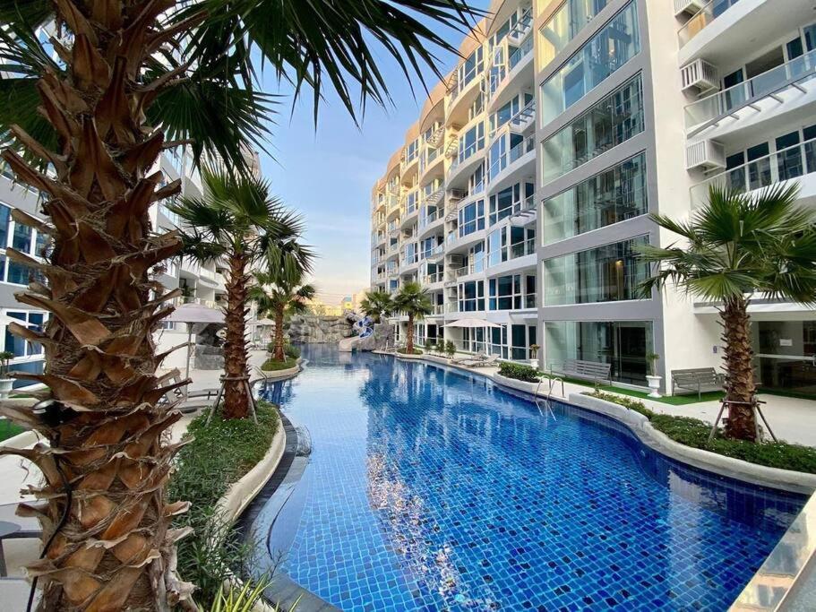 Large Luxury, Pool View, Grand Avenue, Pattaya - 202 Apartment Exterior photo
